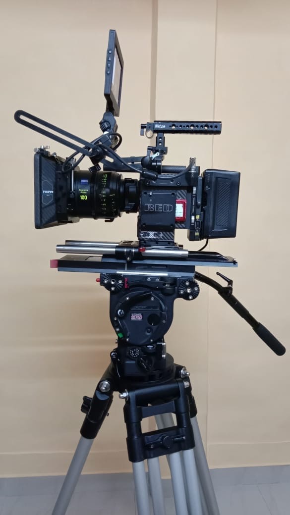 RED MONSTRO 8K with ZEISS Supreme Prime lens on tripod