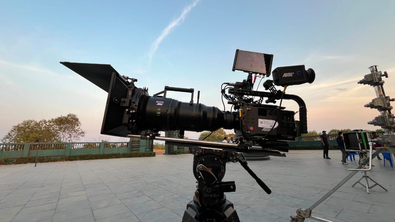 ARRI ALEXA 35 Xtreme rigged with matte box and MVF-2 viewfinder on a Chennai production set